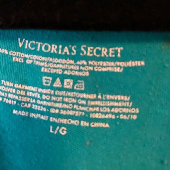 Victoria’s Secr aquamarine long sleeve nightgown, good condition, Large - Picture 2 of 7